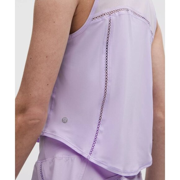 Sculpt Cropped Tank Top (Lace Trim) - Lavender Frost - Picture 3 of 3